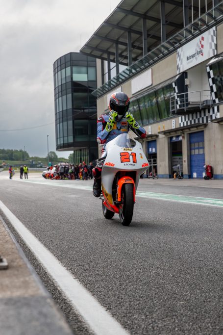 Brandon Schmidt getting ready for KJC Qualifying at IDM, Motorsport Arena Oschersleben