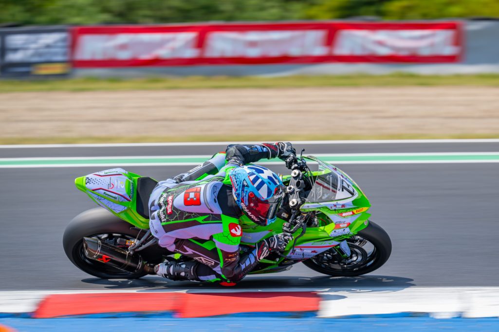 Elbow down Most