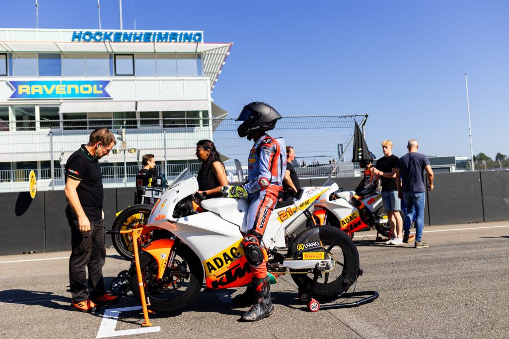 IDM Hockenheim Finale 2024, Brandon Schmidt #21, Forma Phantom Rennstiefel